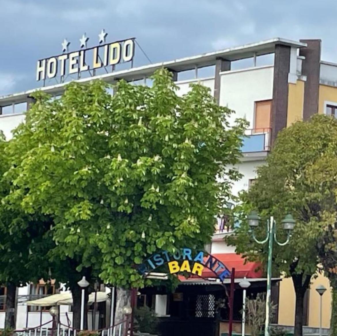 Hotel Lido Вівероне Екстер'єр фото